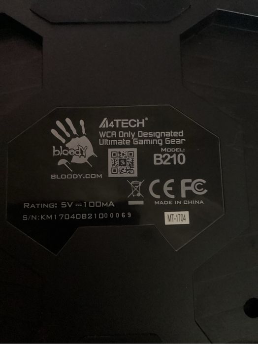 Клавиатура и мышь Bloody