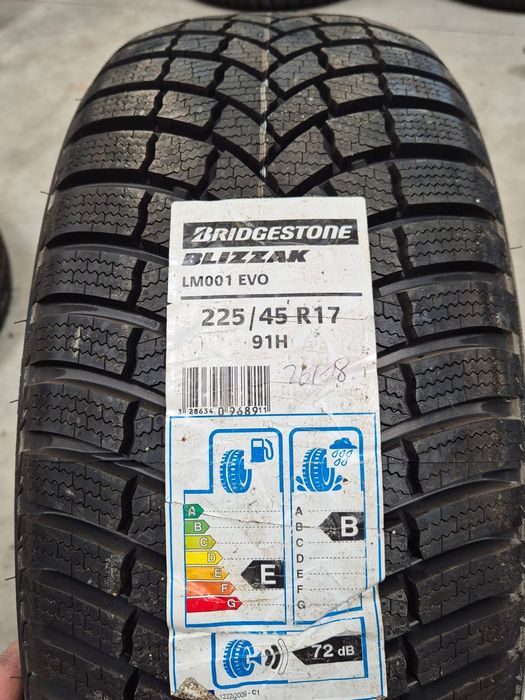 1 anvelopa iarna noua Bridgestone 225 45 17
