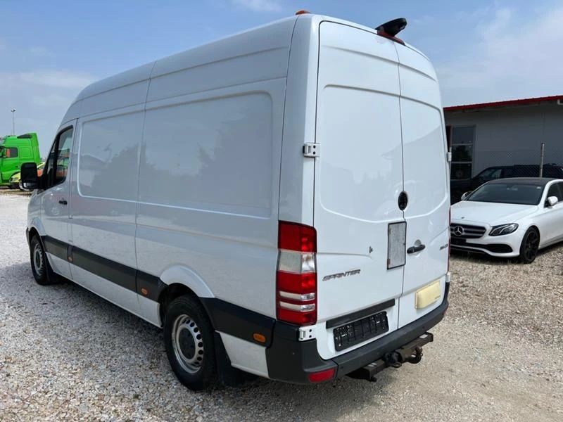 Бус под наем , Rent a Van