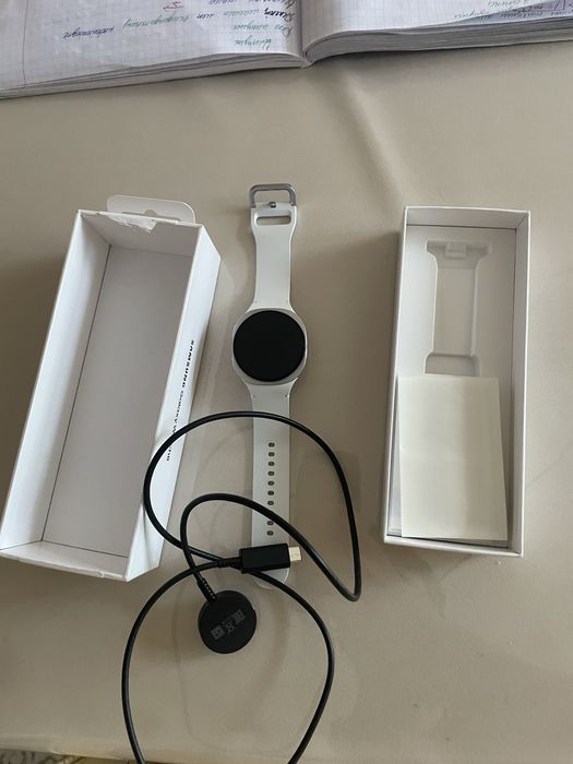 Samsung watch 8 40mm