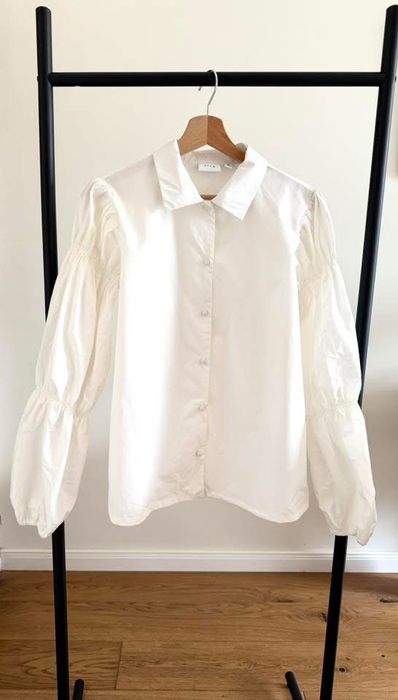 VILA риза с ефектни ръкави