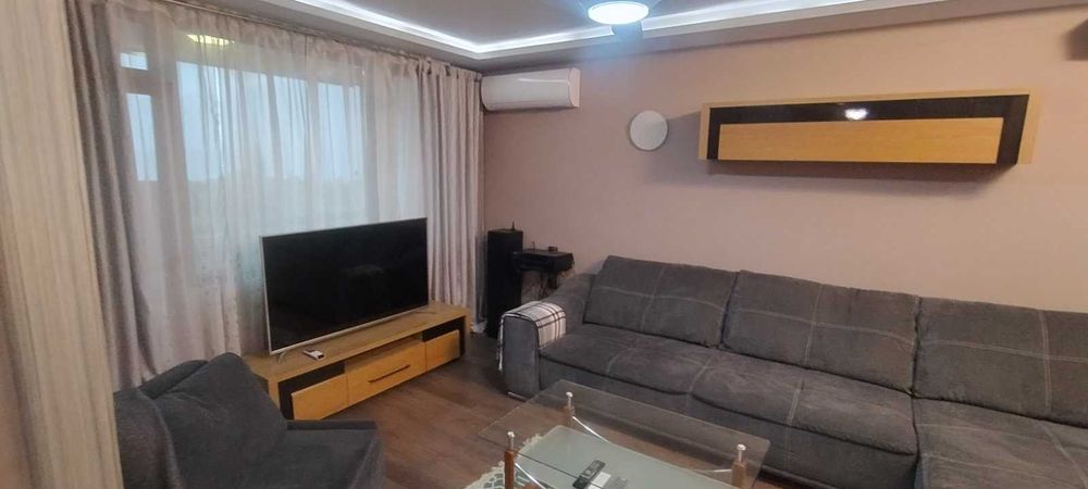 Дава се под наем Многостаен апартамент в Варна, Чайка - 140 кв.м за 1350 € - Снимка #8