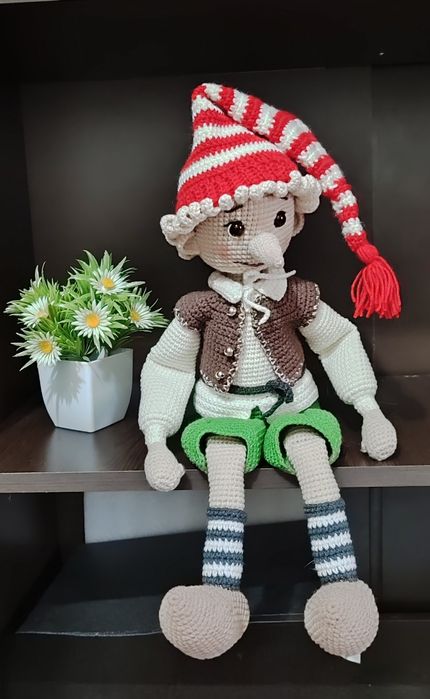 Игрушки ручной работы.