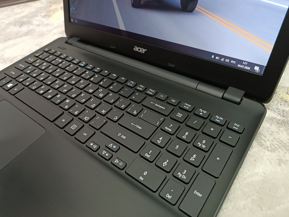 Ноутбук Core i3, HDD 1TB Windows 10.