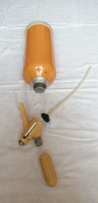 Продам бытовой сифон