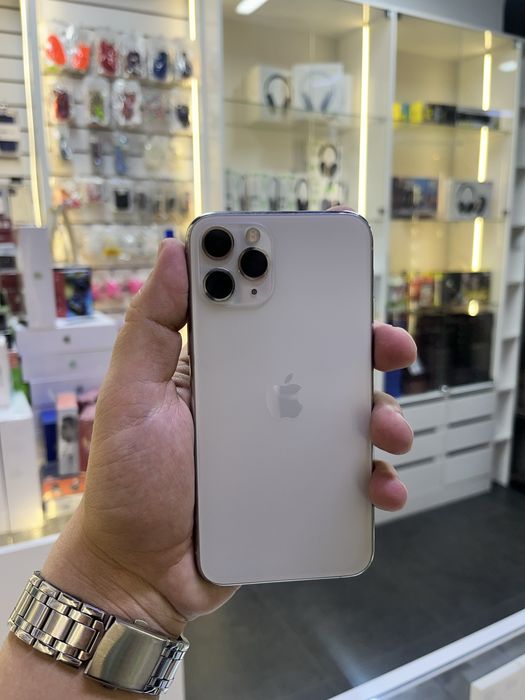 Продам IPhone 11 pro 256 gb