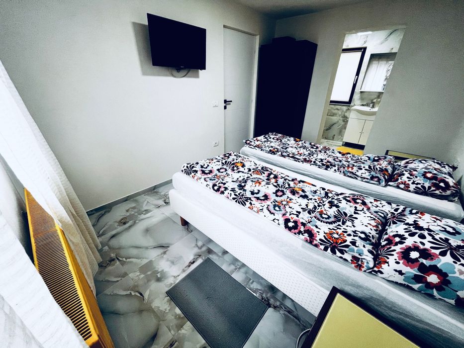 Casa cu 6 apartamente