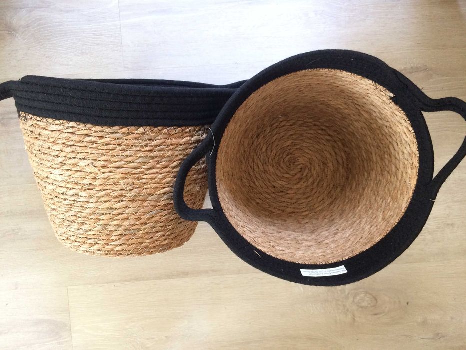 Плетени кошове,чисто нови.