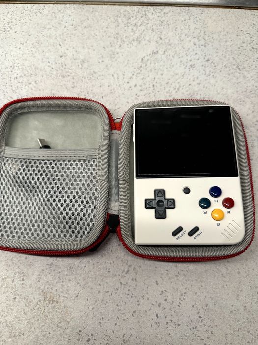 Consola Miyoo Mini Plus + carcasa + card 32GB