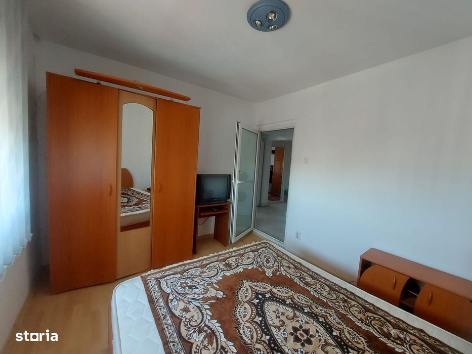 Vanzare apartament 3 camere, zona micro 4 - Targoviste