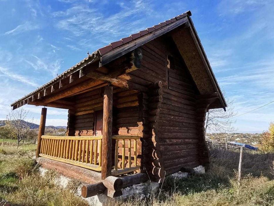 Cabanuta Cacica - intravilan- cu 10 ari teren