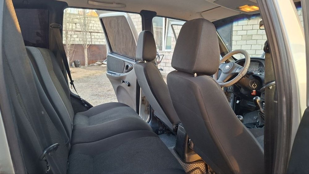 Chevrolet niva 2013г.в