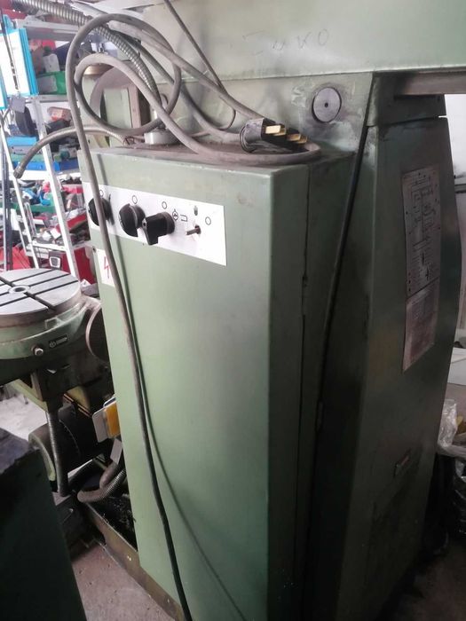 Универсална фреза ФУ 251