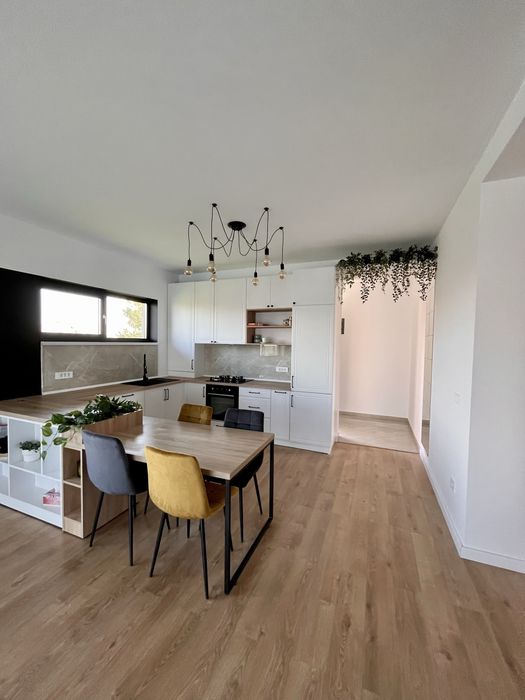 Casa individuala de inchiriat in Mosnita Noua curte 600 mp