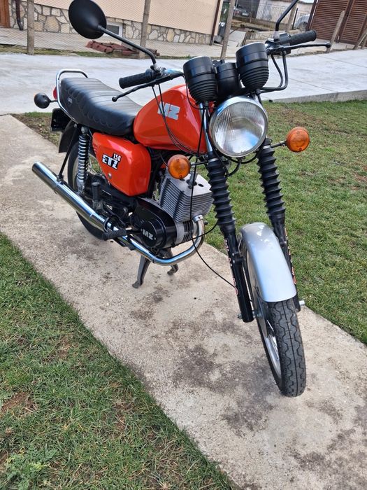 Продавам MZ150със документи