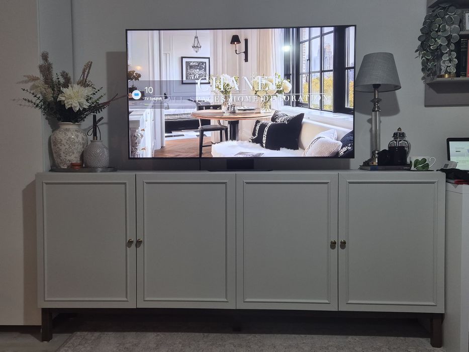 Comoda tv noua Paris