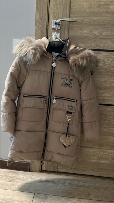 Продам пуховик для девочек