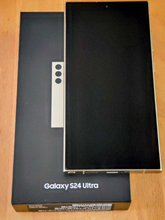 Samsung Galaxy S24 Ultra – като нов / отличен