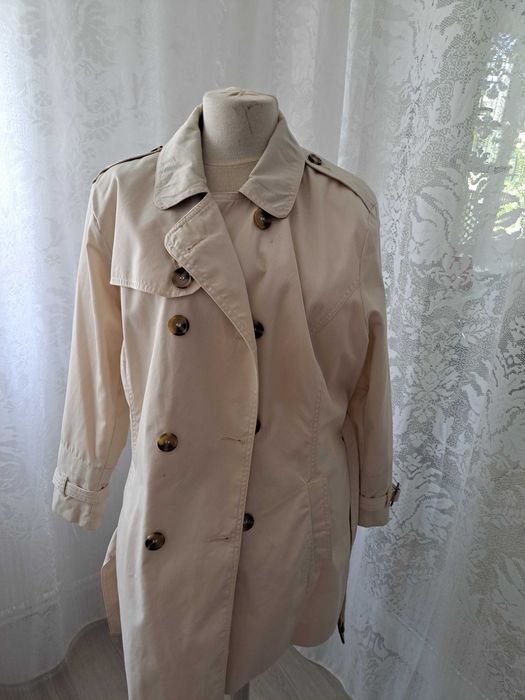 trenci de firma Charles Vogele