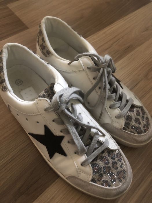 Дамски обувки с леопардов принт, в добро състояние