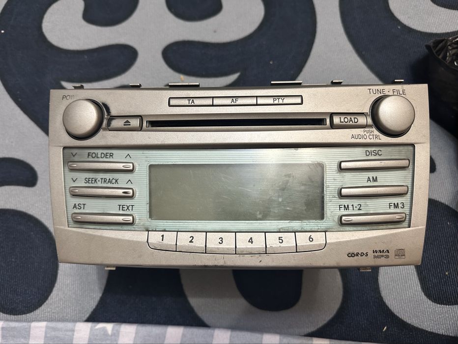 Магнитола от Камри 40