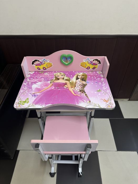 Парта детская для девочек