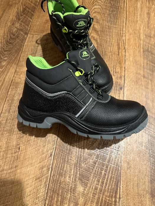 Спецобувь новая!