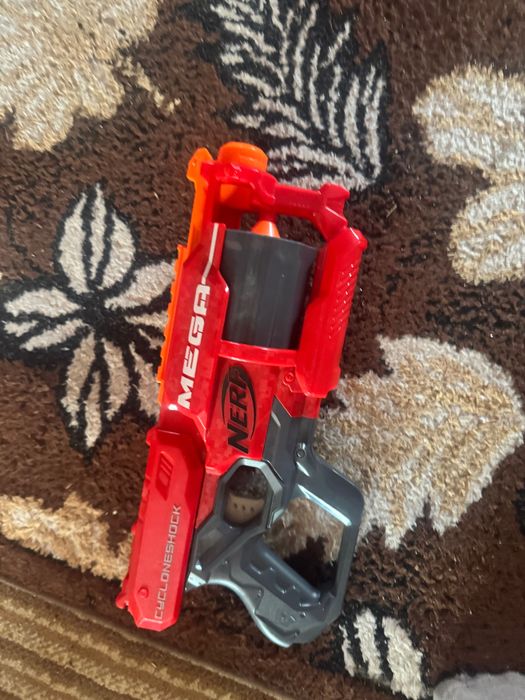 Много добри нерфиове сички ще са на снимка но може и по 1 да се купива