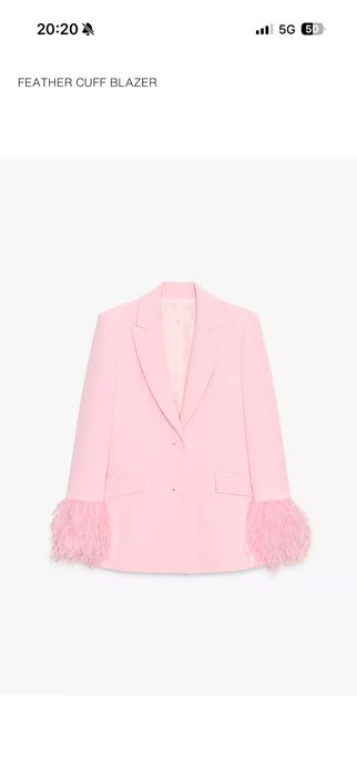 Розов костюм Zara с пера