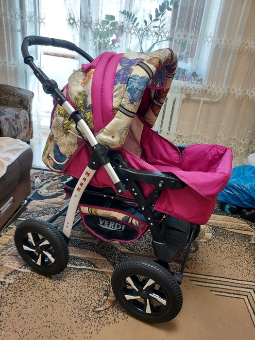 Продам коляску.