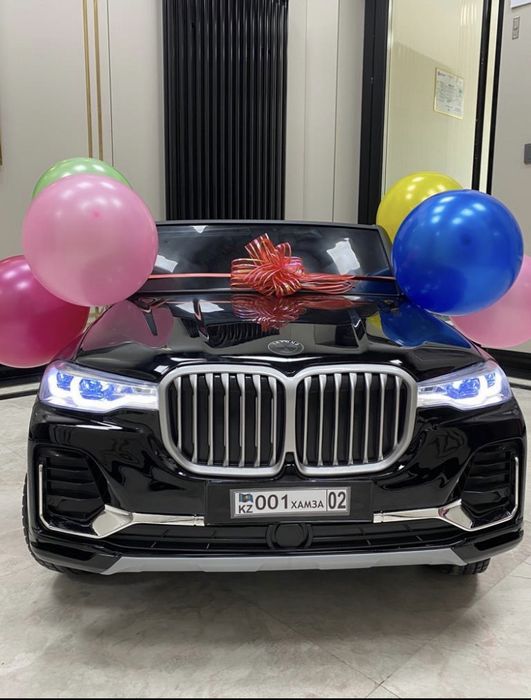 Продам детскую машинку электромобиль