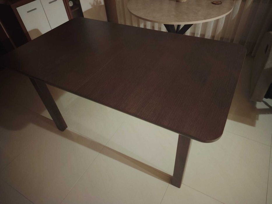 masa din lemn masiv extensibila