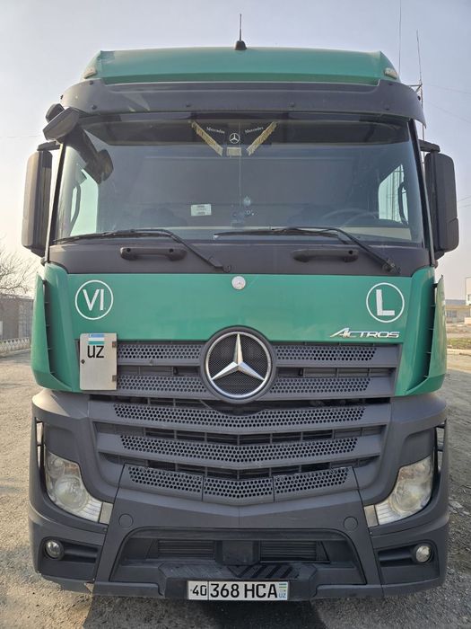 Mercedes benz actros 2015 yil