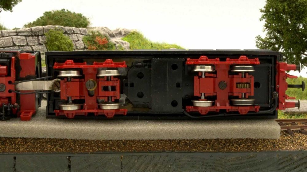 Locomotiva  cu abur BR52 Kondenstender Piko scara ho