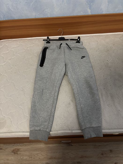 Продавам гащи на нике