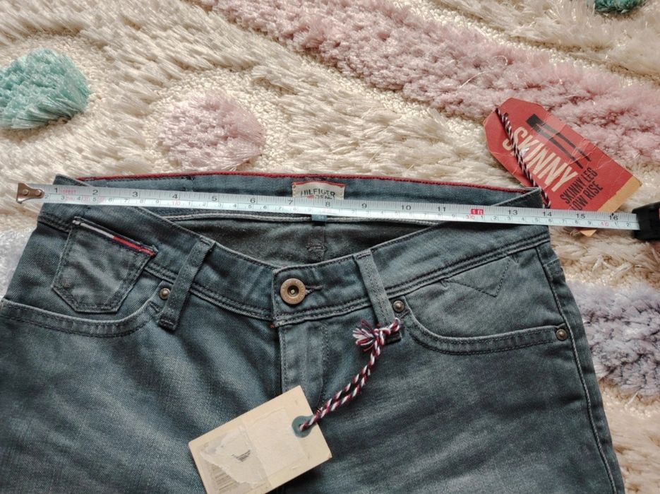 Blugi Tommy Hilfiger