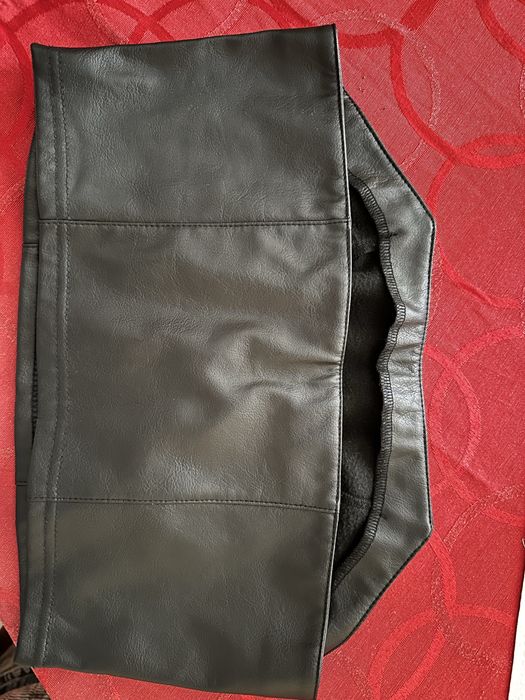 Бюстие от еко кожа