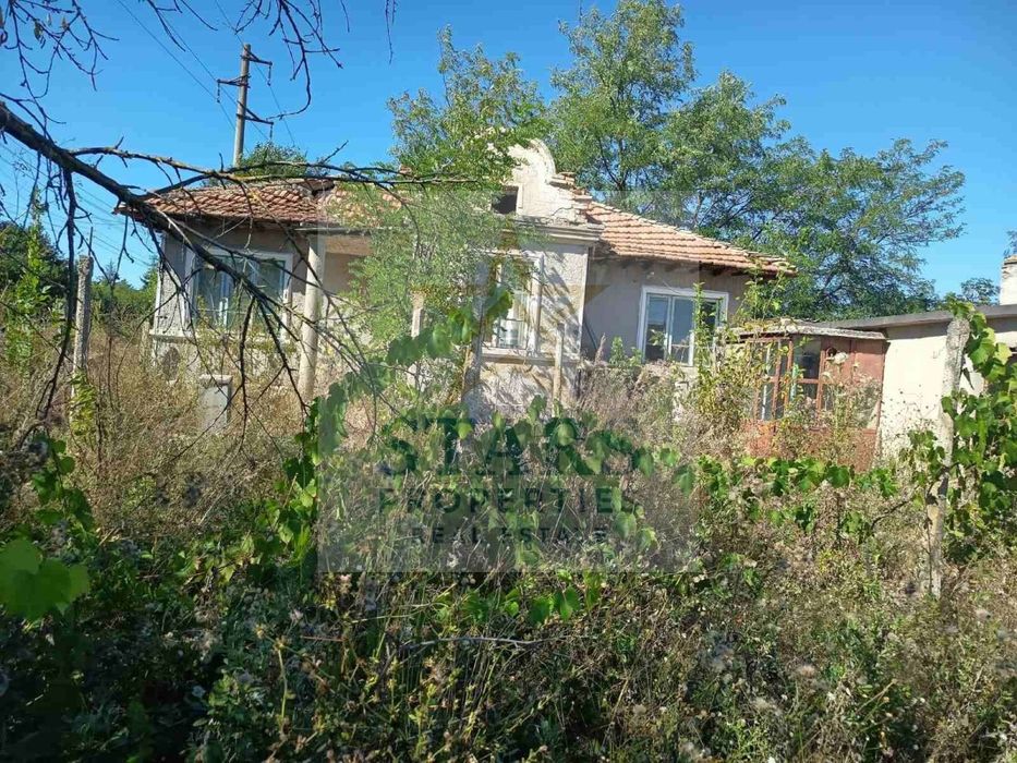 Парцел С Къща