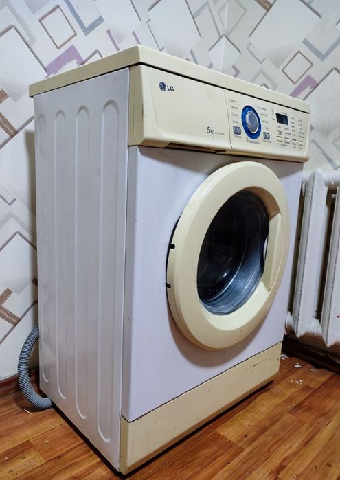 Kirmashina srochna sotiladi!