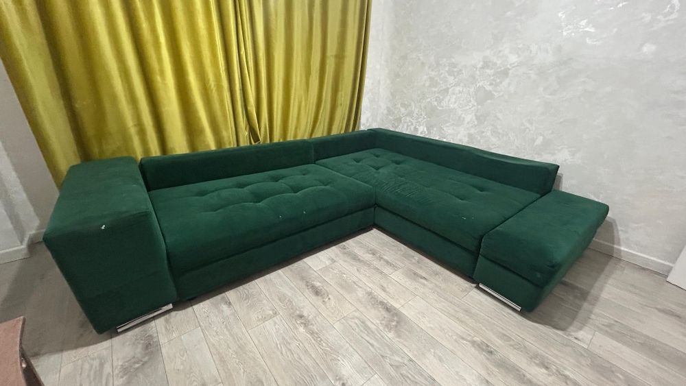 Продам Диван угловой