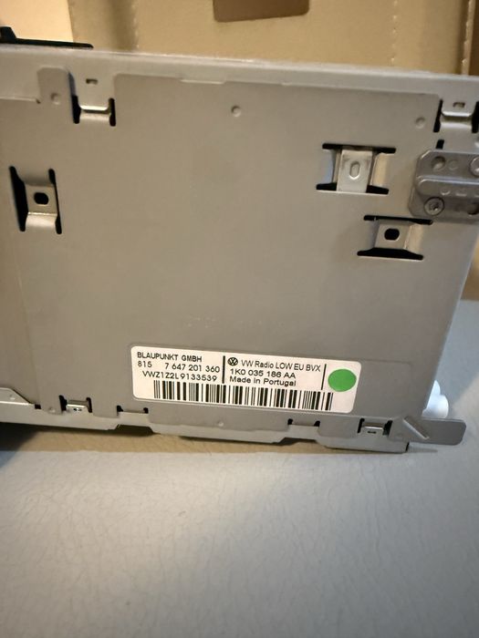 Орогинален CD плейър за Volkswagen Golf 6 Tiguan Jetta