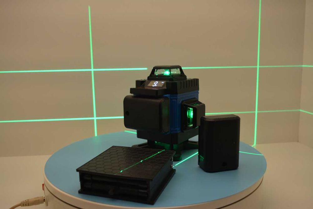 Oferta CONȚINE doua baterii  Reducere Nivela laser Green 4D 16 linii cu TELECOMANDA  Promo Nivelă Laser kkamoon 16 lini 4D fascicul laser verde  Nou N