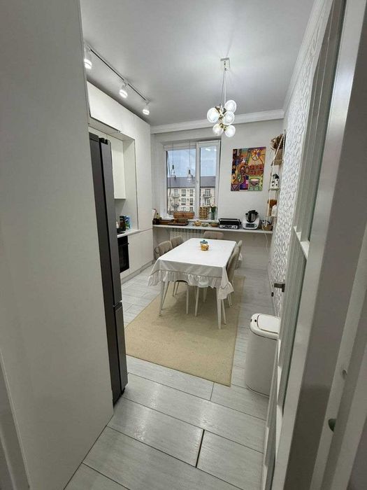 Продам 4х комн кв Батыс