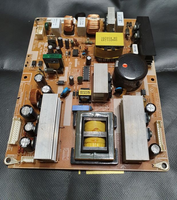 Плата блока питания телевизора