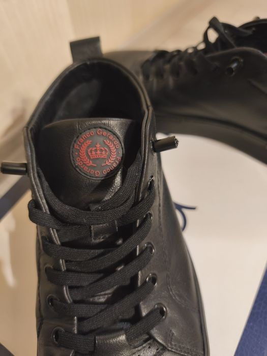 Ghete bărbați piele