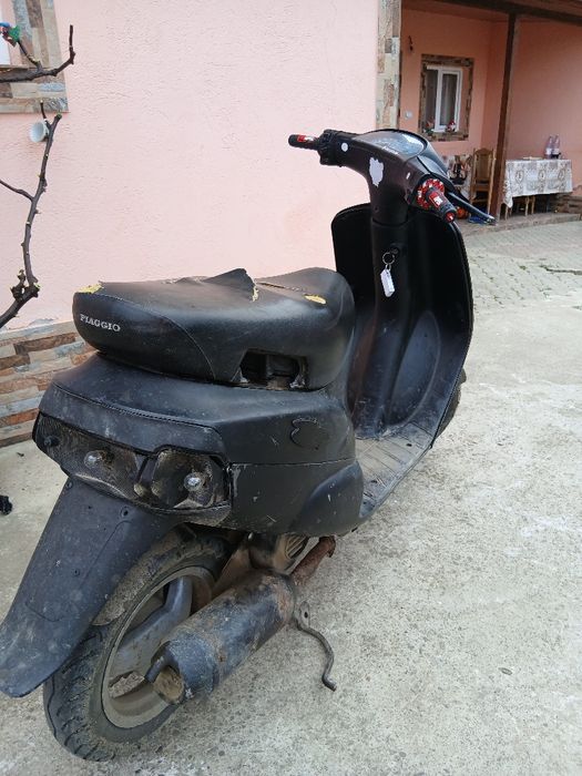 Vând  scuter piaggio zip