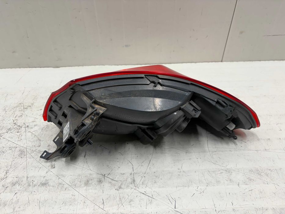 Ляв външен стоп БМВ Ф32 Ф33 Ф36 М4 Ф82 Ф82 US BMW F32 F33 F36 F82 F83