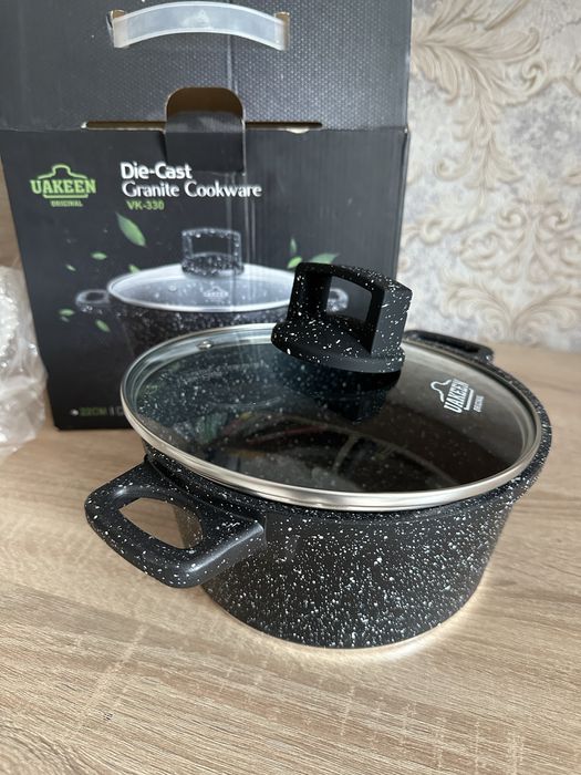 Кастрюля, казан Uakeen 22см, объем 2,5л