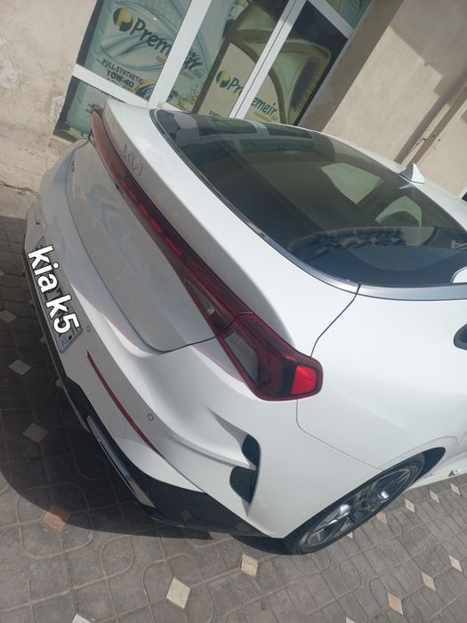 Kia K5 2022 yil korea