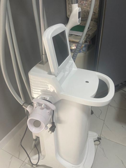 Аппарат для коррекции фигуры с Rf -лифтинг и кавитацией Vella shape